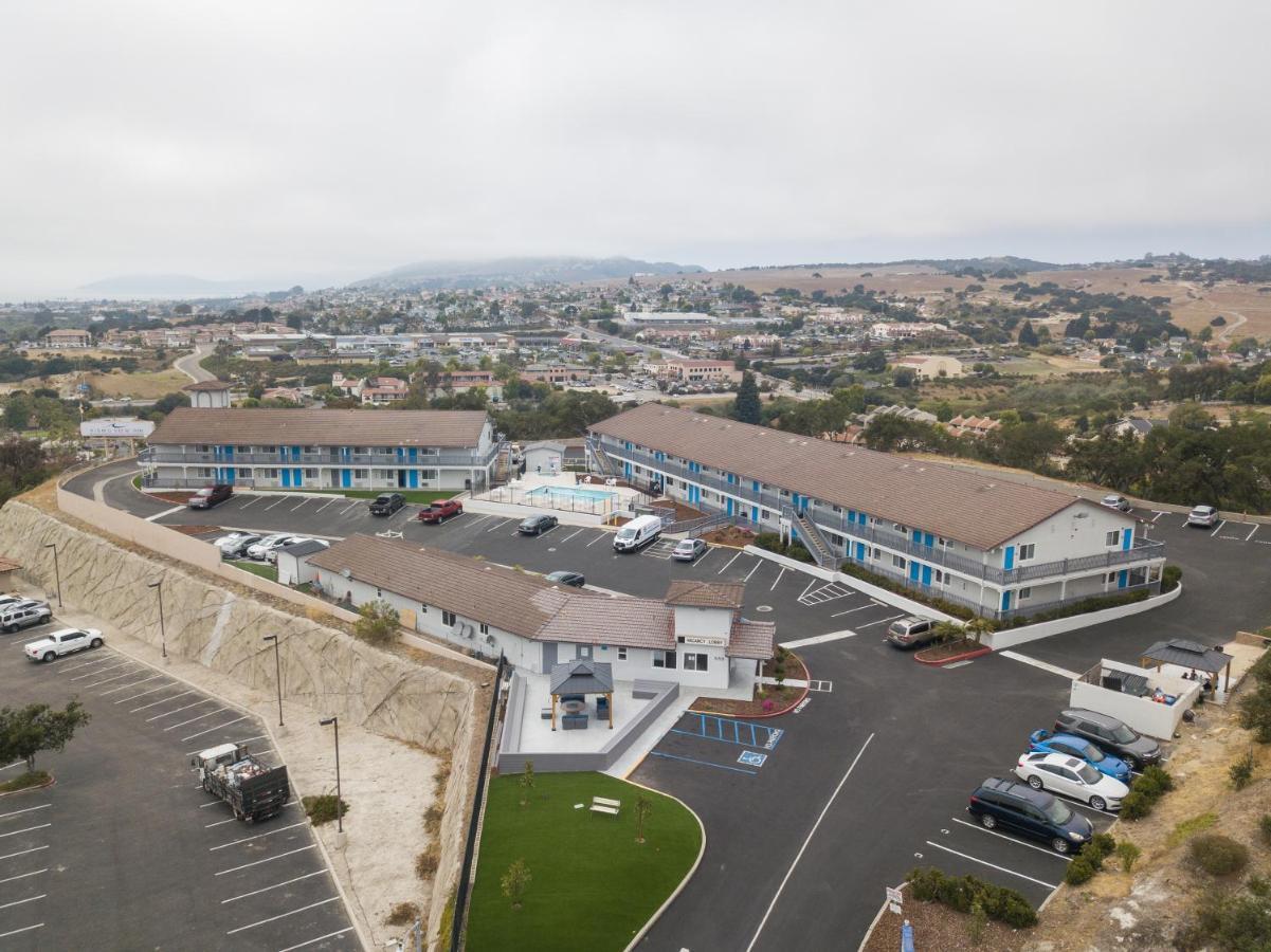 Days Inn By Wyndham Arroyo Grande Pismo Beach Exterior photo