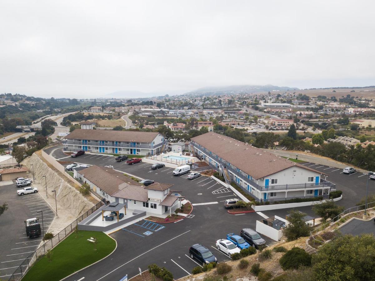 Days Inn By Wyndham Arroyo Grande Pismo Beach Exterior photo