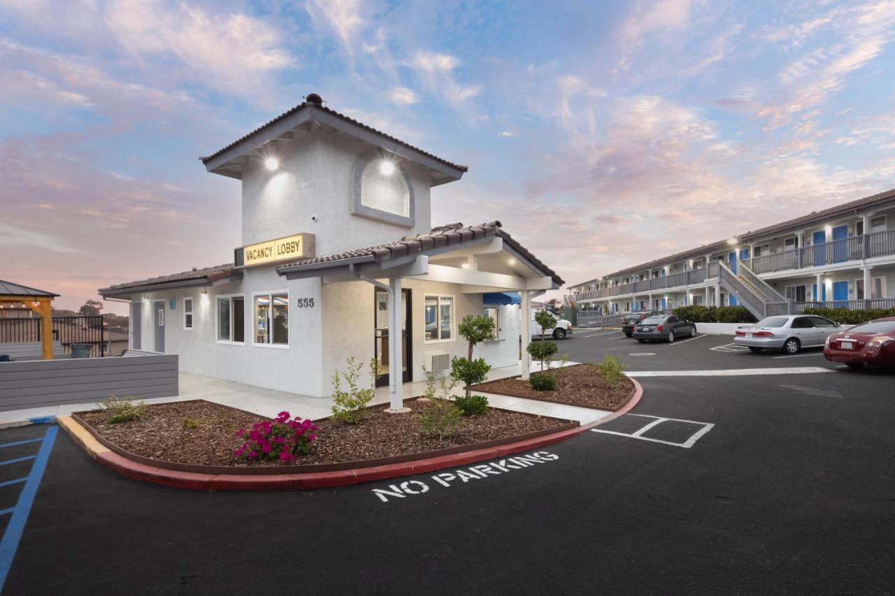 Days Inn By Wyndham Arroyo Grande Pismo Beach Exterior photo