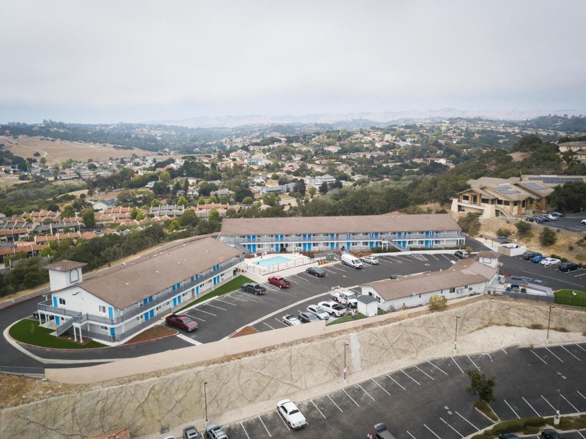 Days Inn By Wyndham Arroyo Grande Pismo Beach Exterior photo